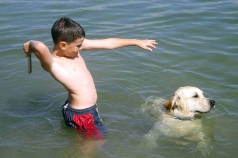 Kiss con Rubén en la playa de Ares.